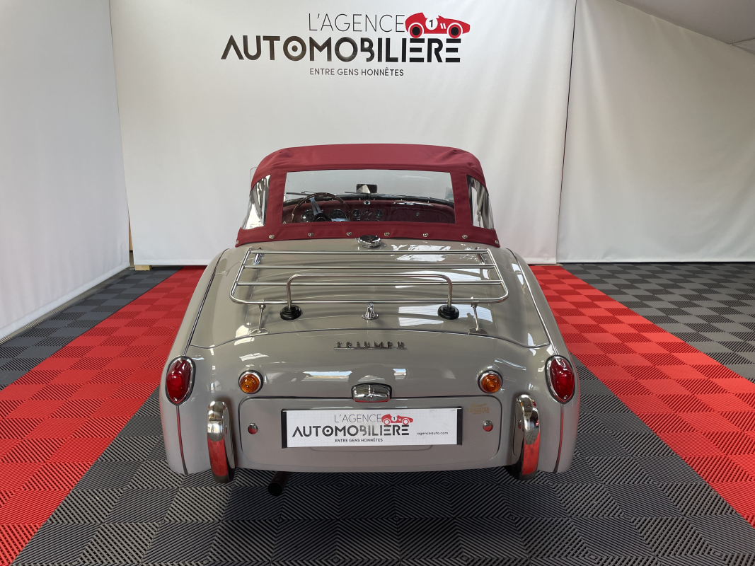 Triumph TR3 — 8