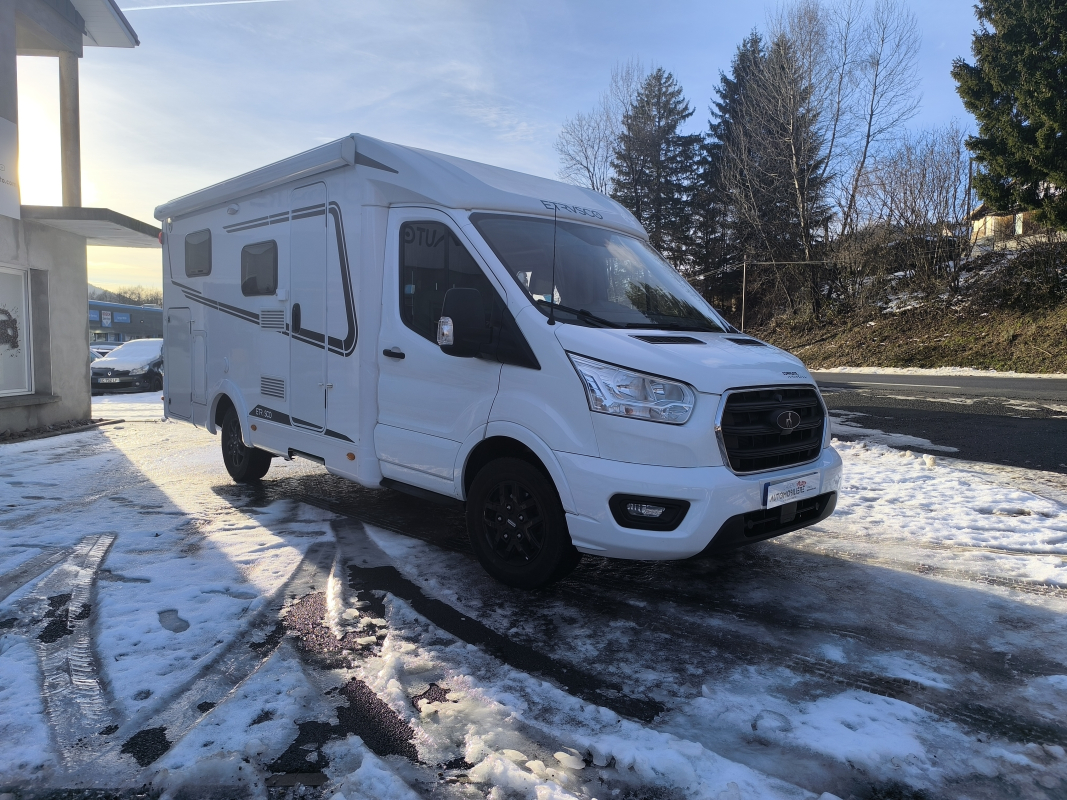 Ford Transit — 8
