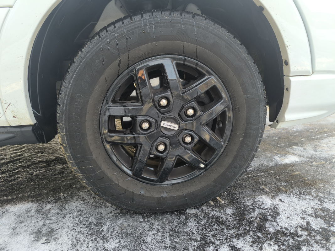 Ford Transit — 11