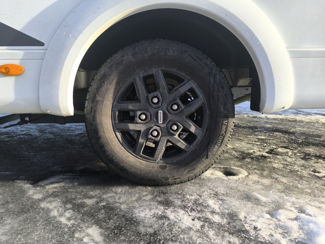 Ford Transit — 13