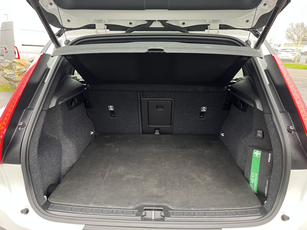 Volvo XC40 — 8