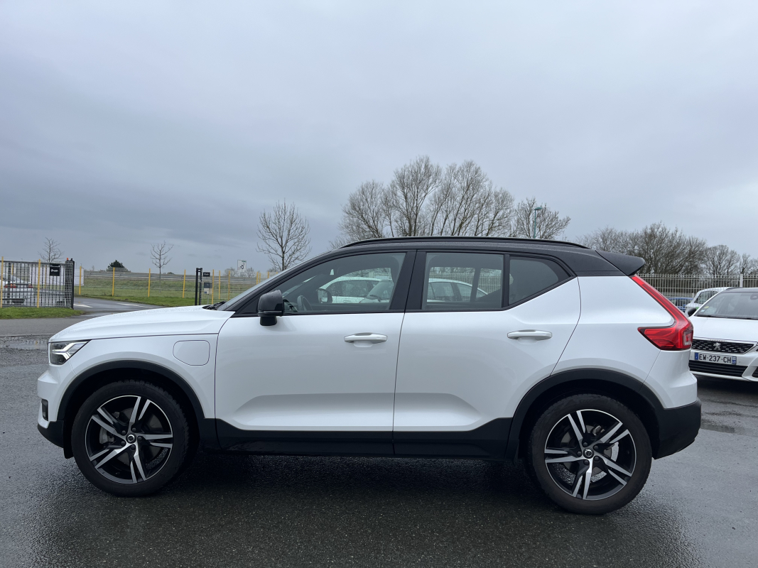 Volvo XC40 — 10