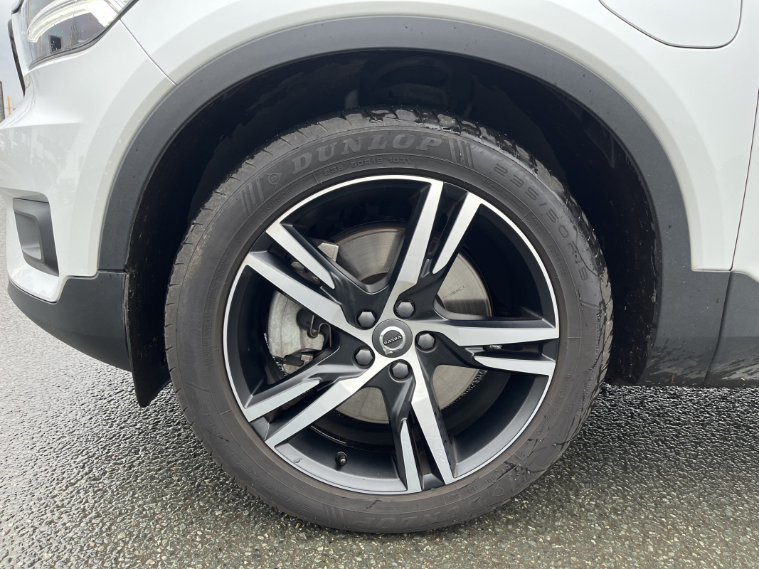 Volvo XC40 — 21