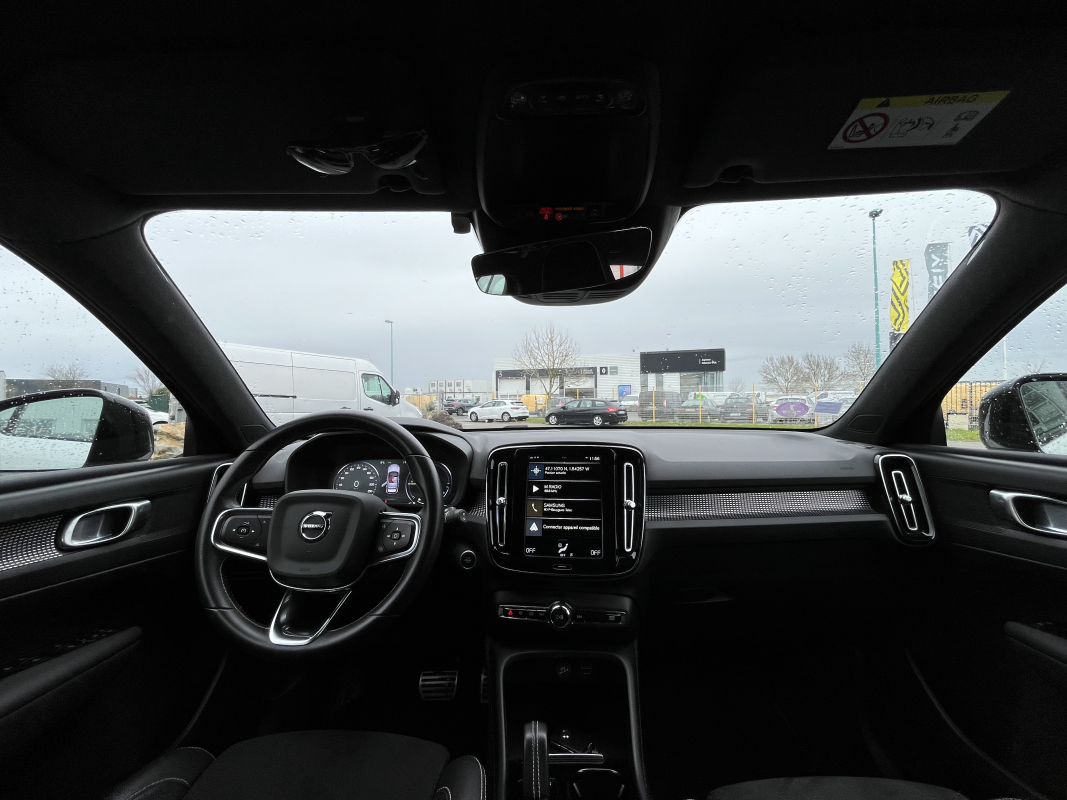 Volvo XC40 — 39