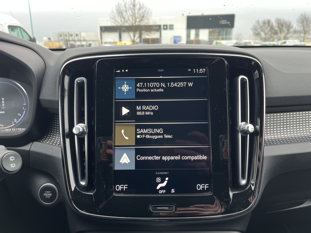 Volvo XC40 — 26
