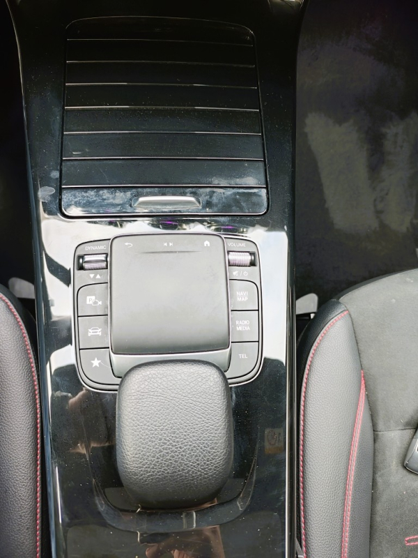 Mercedes Classe A — 18