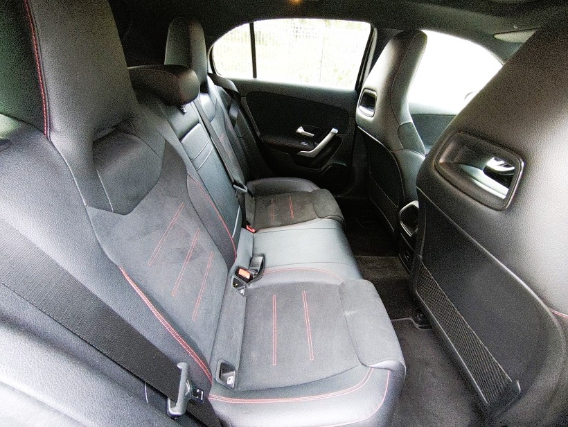 Mercedes Classe A — 10