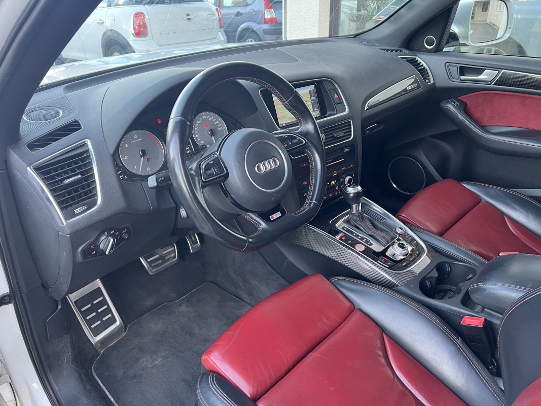 Audi SQ5 — 12