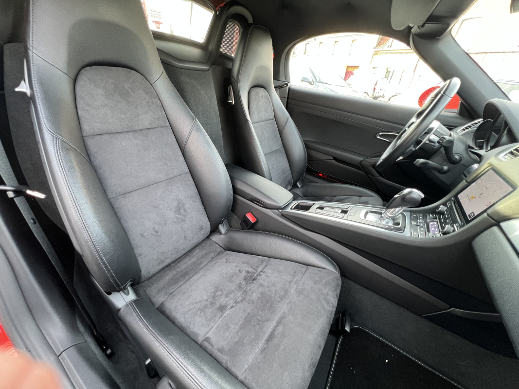 Porsche Boxster — 17