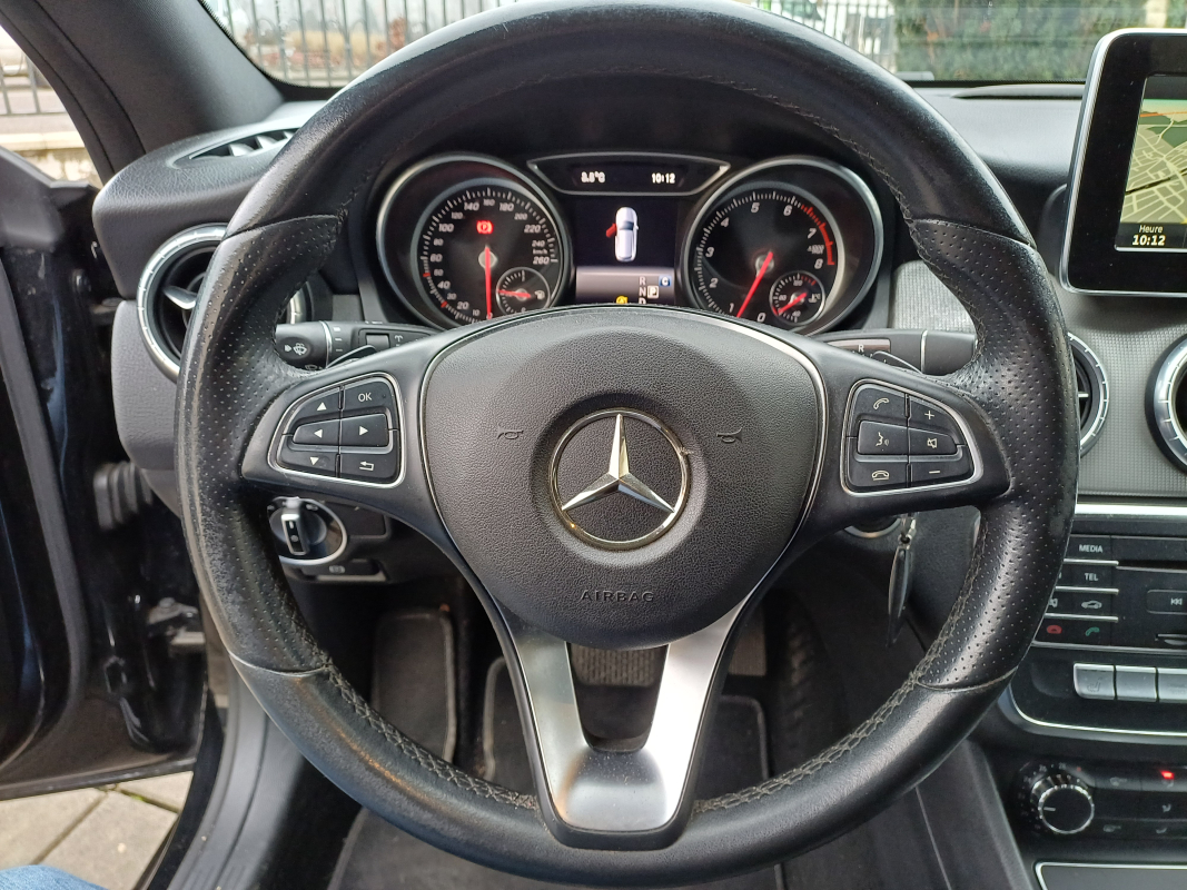 Mercedes Classe CLA — 10