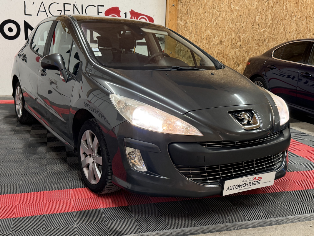 Peugeot 308 — 6