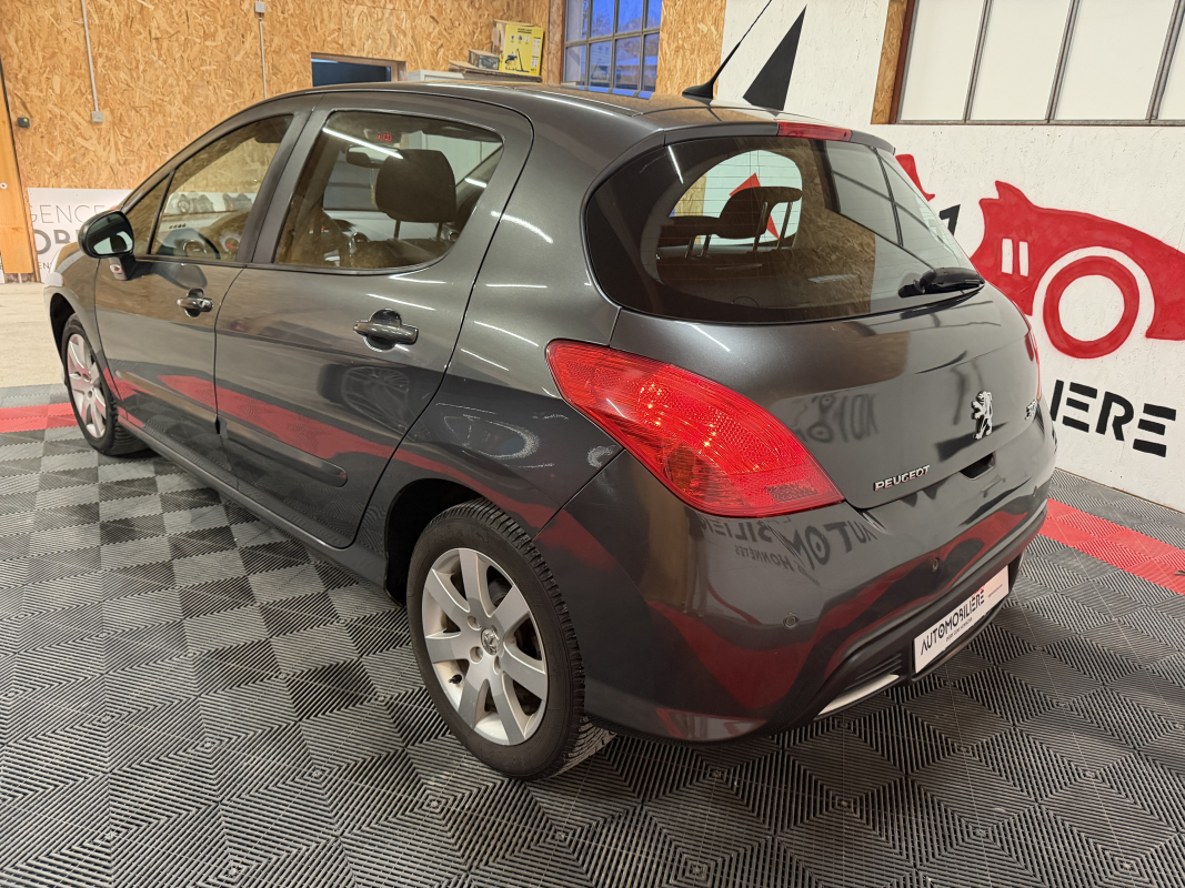 Peugeot 308 — 3