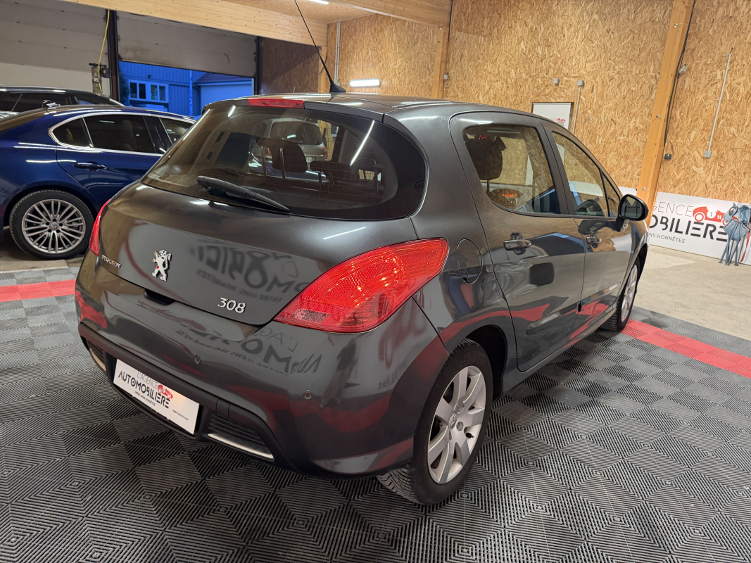 Peugeot 308 — 5