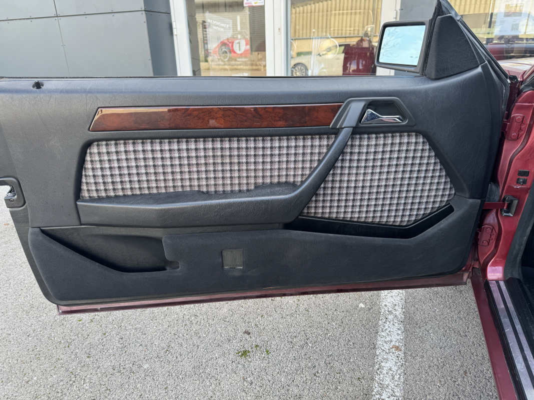 Mercedes Classe E — 28