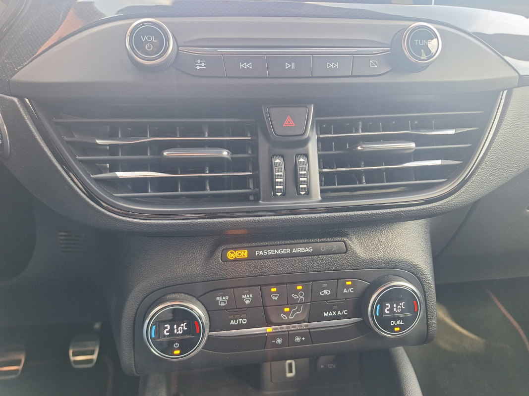 Ford Focus — 21