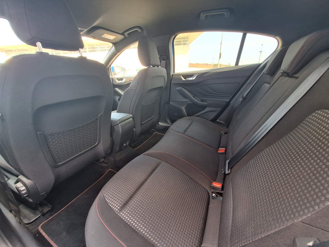 Ford Focus — 15