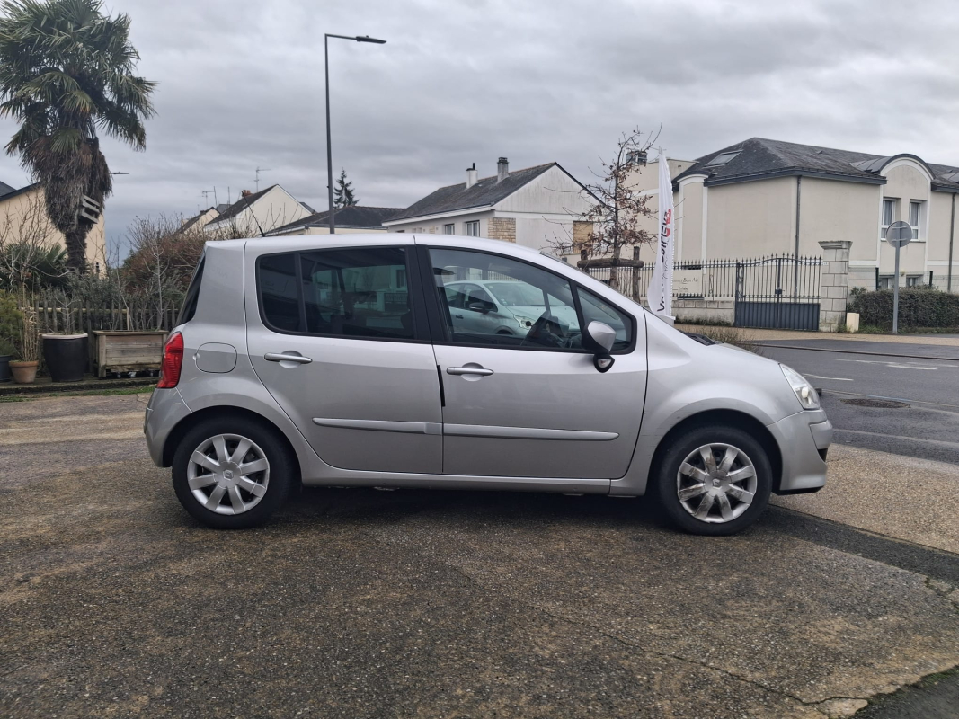 Renault Modus — 4