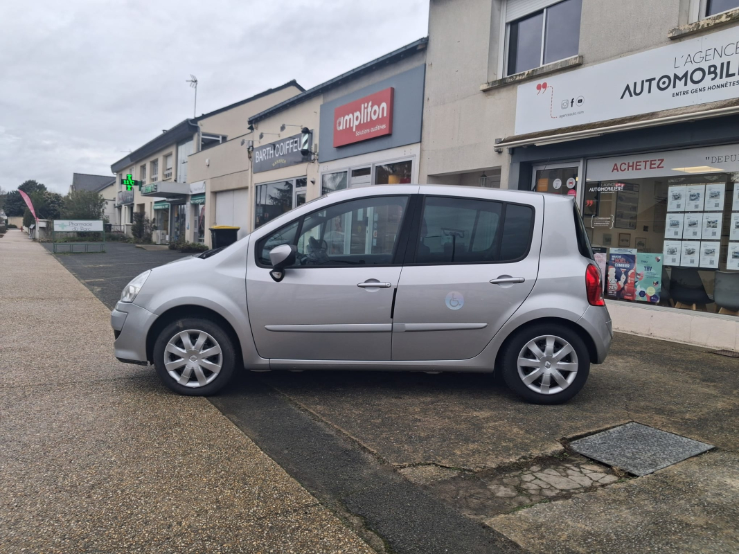 Renault Modus — 8