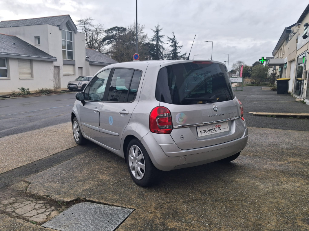 Renault Modus — 7