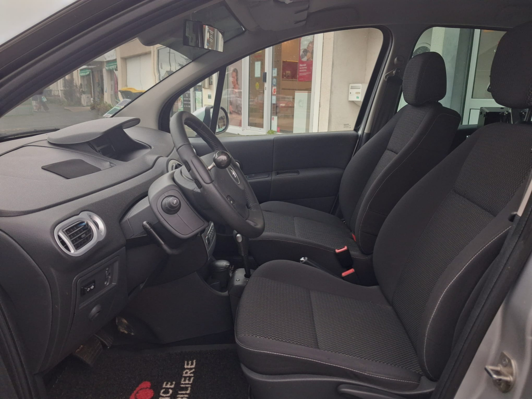 Renault Modus — 10