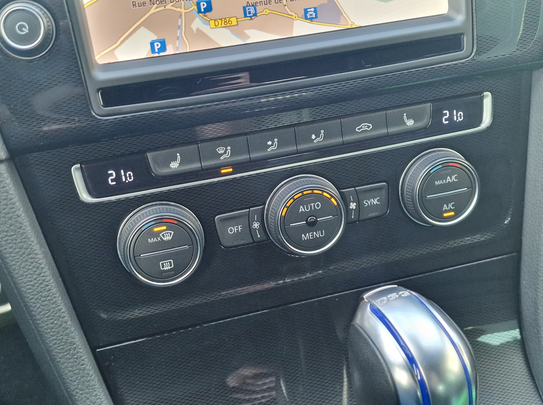 Volkswagen Golf — 14