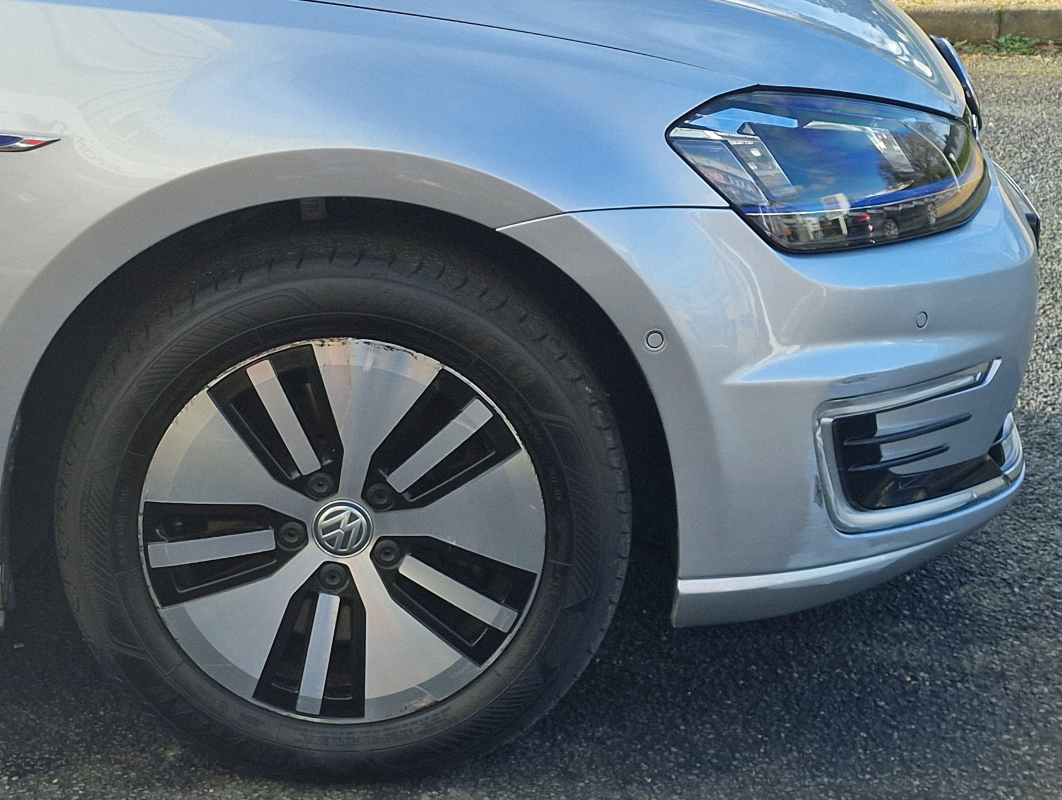 Volkswagen Golf — 22