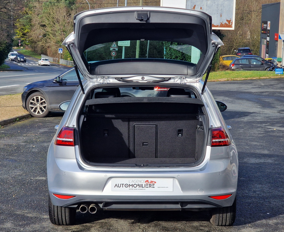 Volkswagen Golf — 35