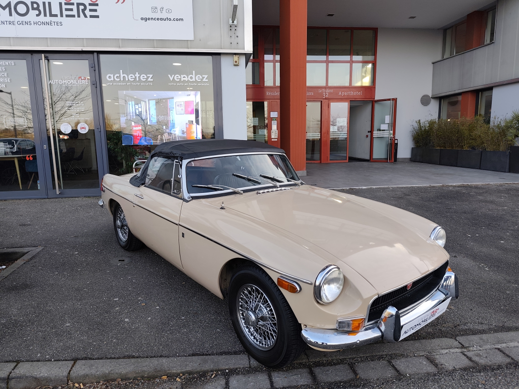 MG B