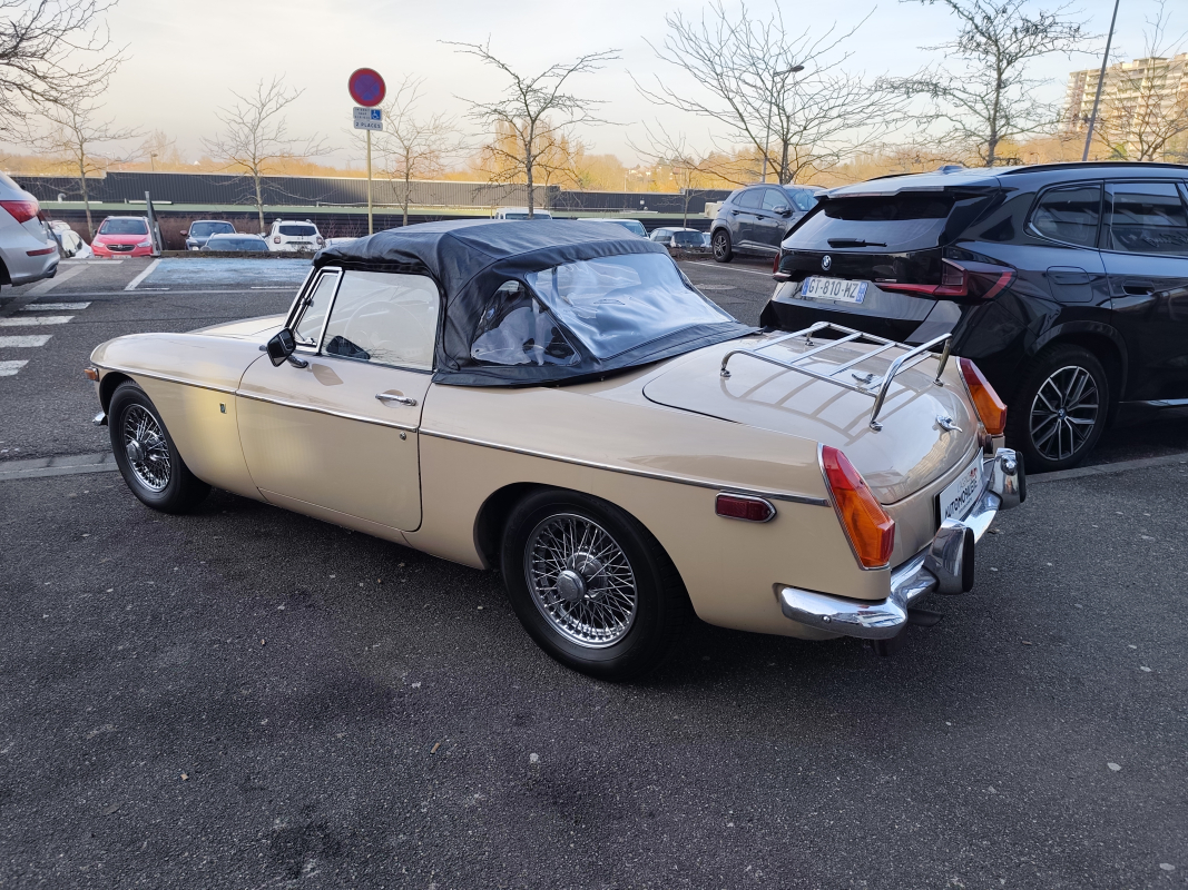 MG B — 10