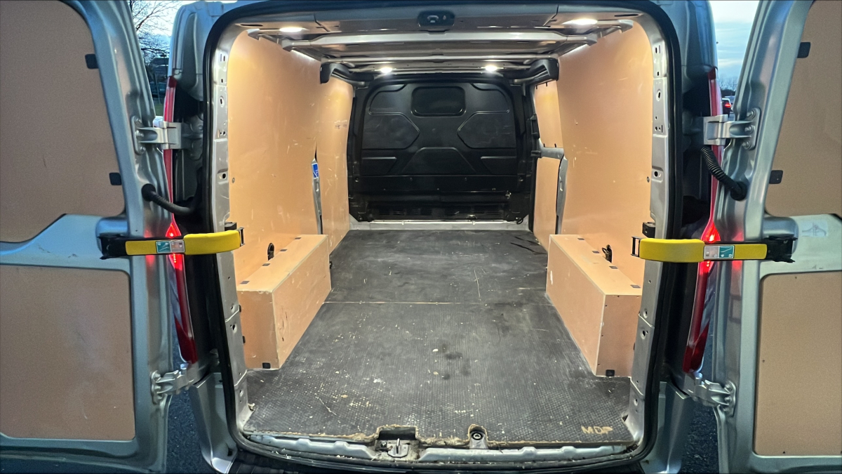 Ford Transit Custom Fg — 13