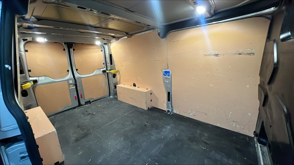 Ford Transit Custom Fg — 14