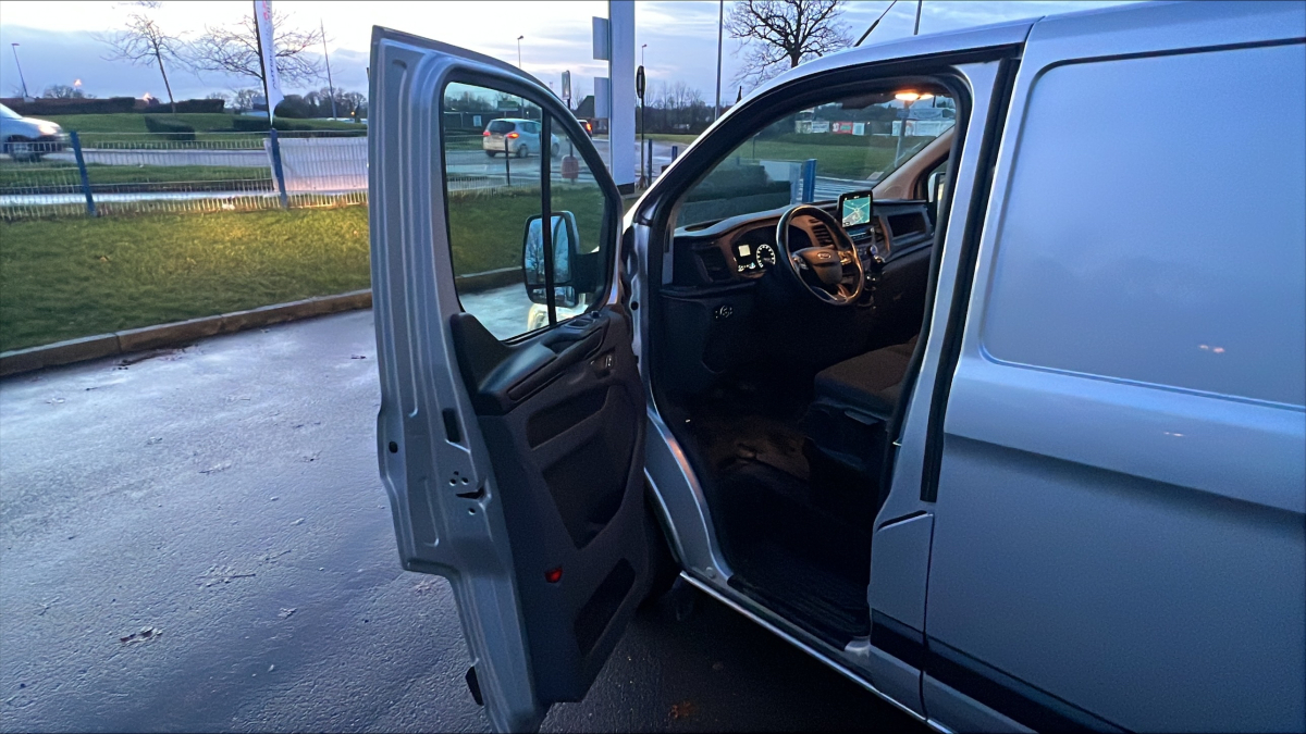 Ford Transit Custom Fg — 19
