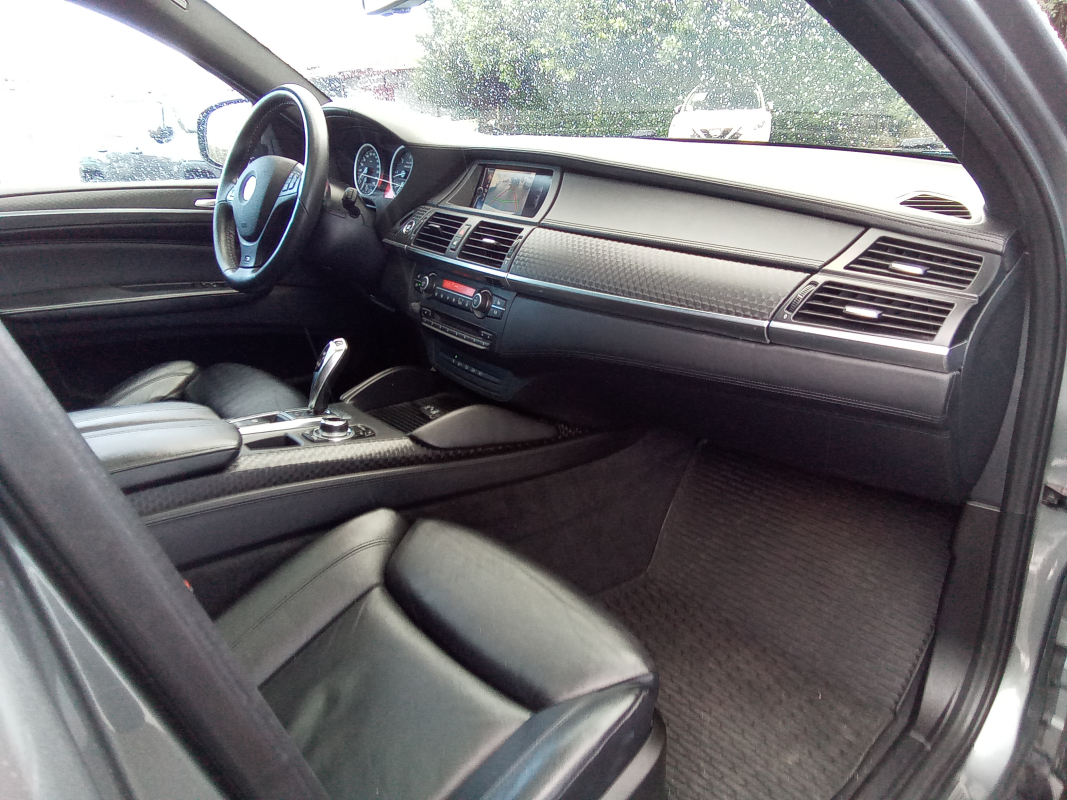 Bmw X6 — 13