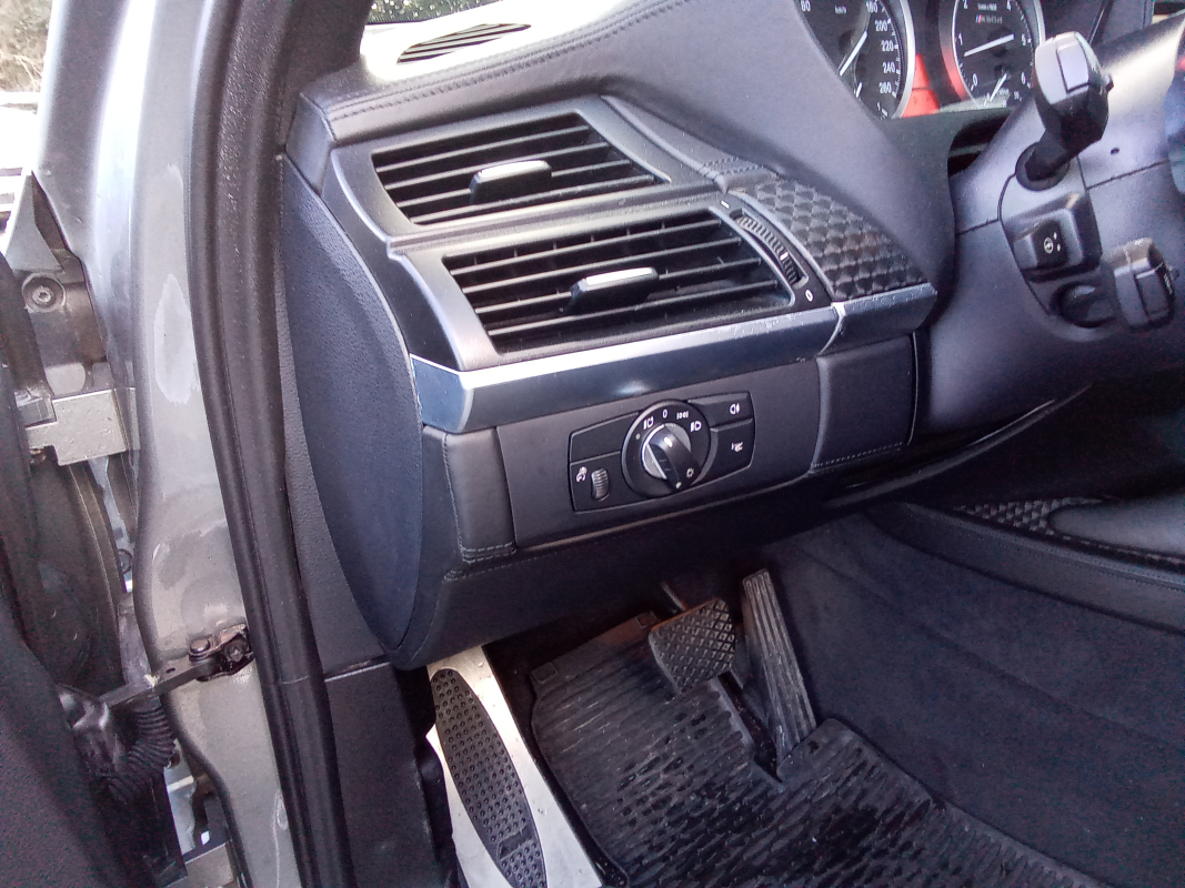 Bmw X6 — 32