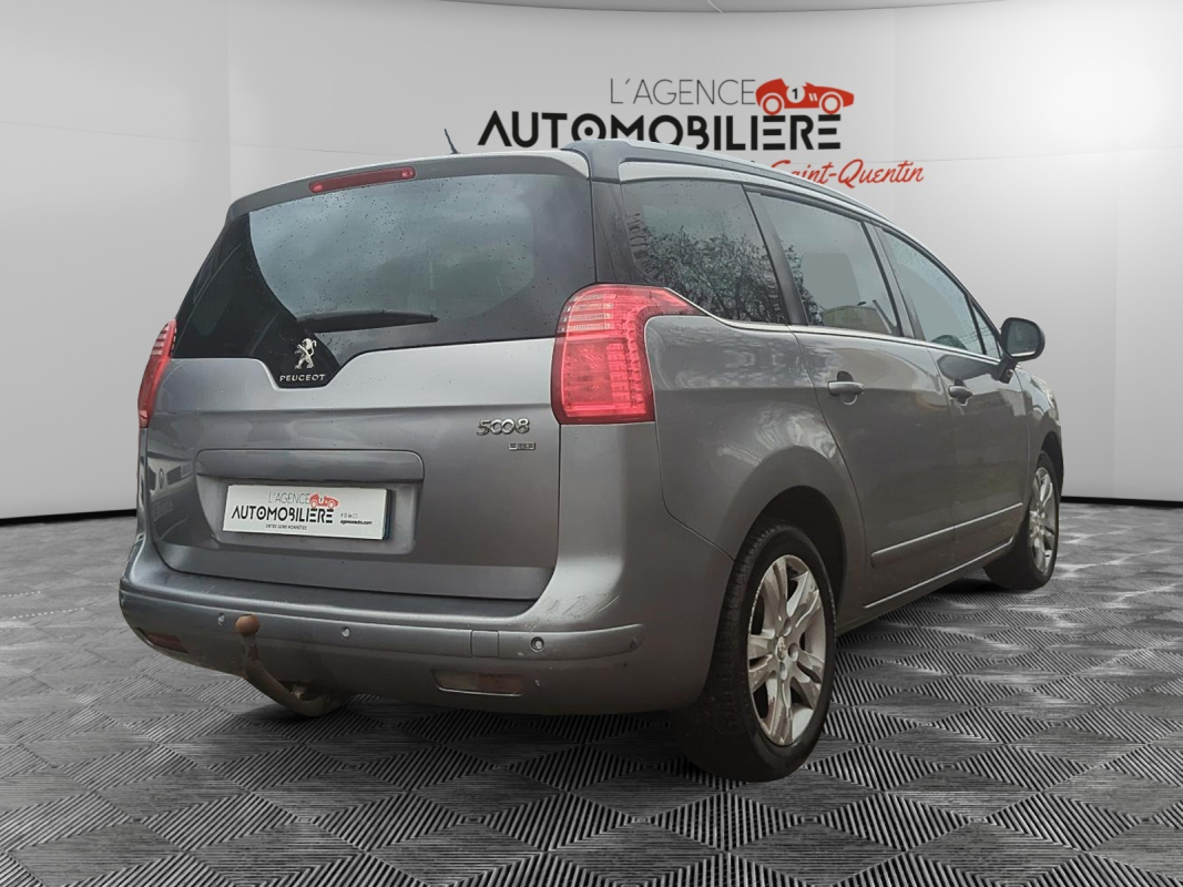 Peugeot 5008 — 3
