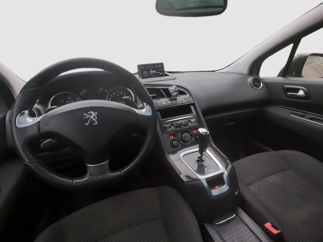 Peugeot 5008 — 15