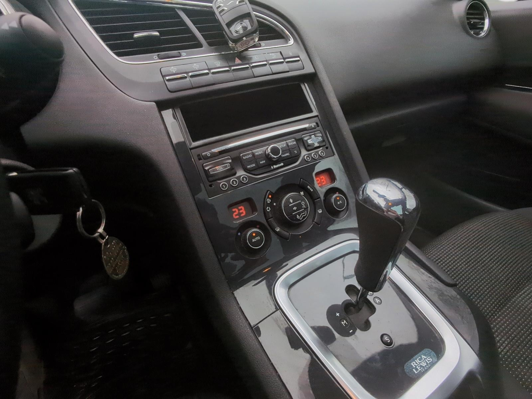 Peugeot 5008 — 18