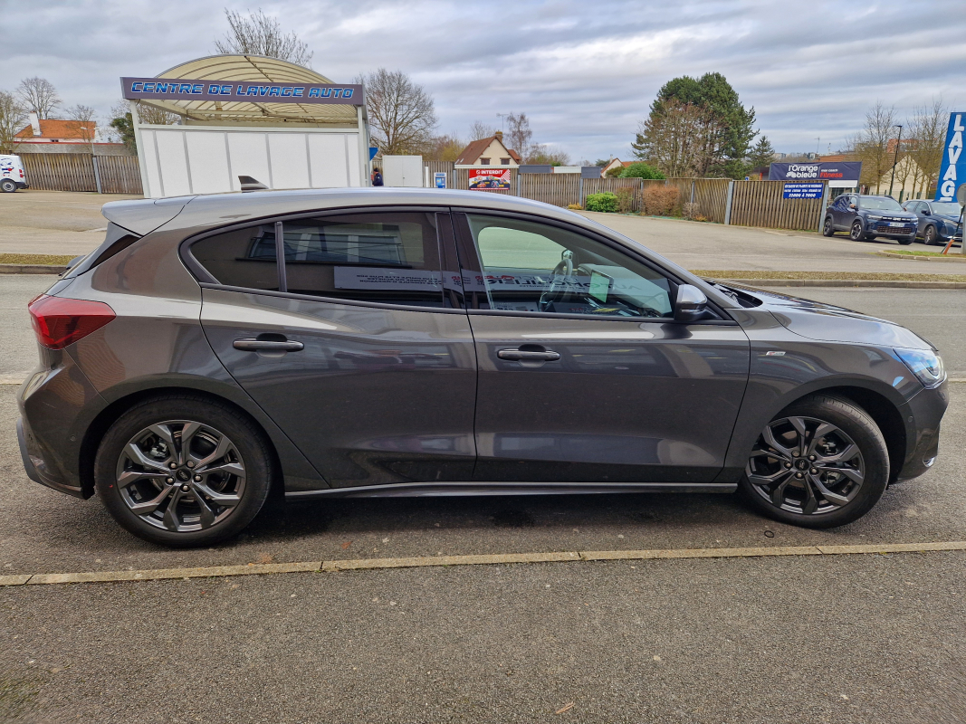 Ford Focus — 6