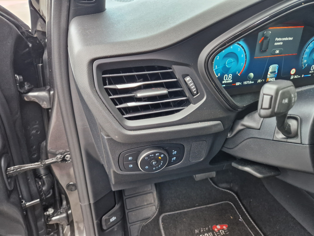 Ford Focus — 33