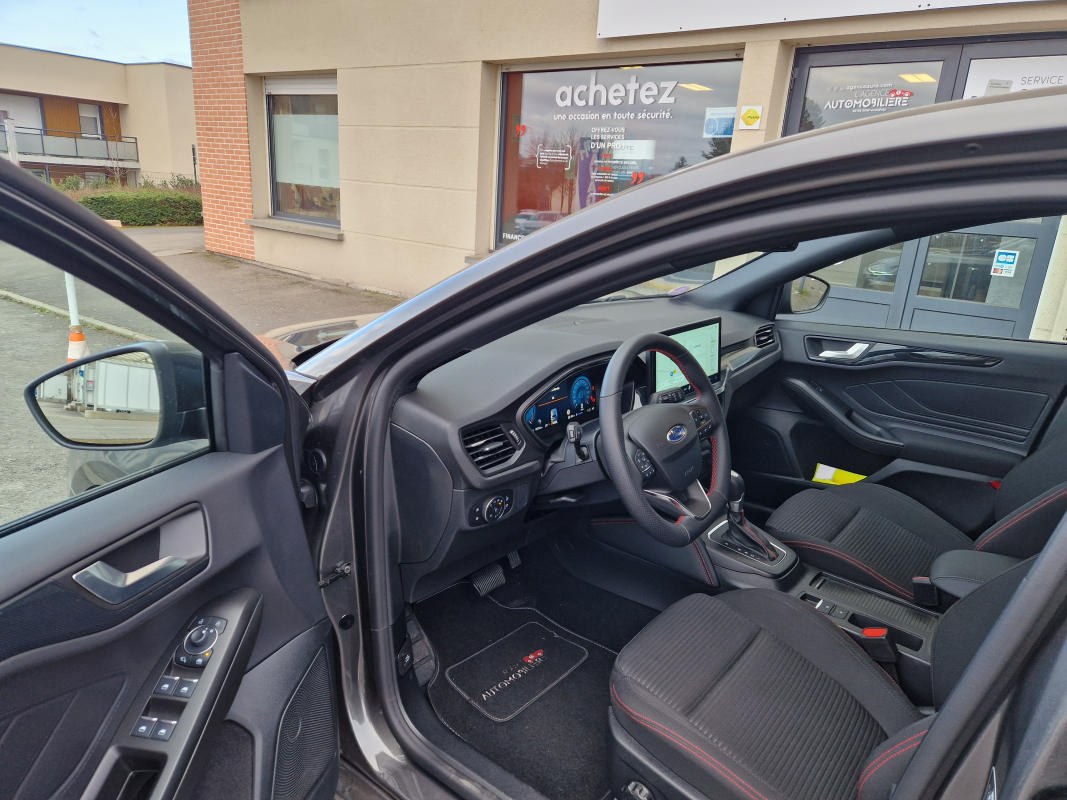 Ford Focus — 10