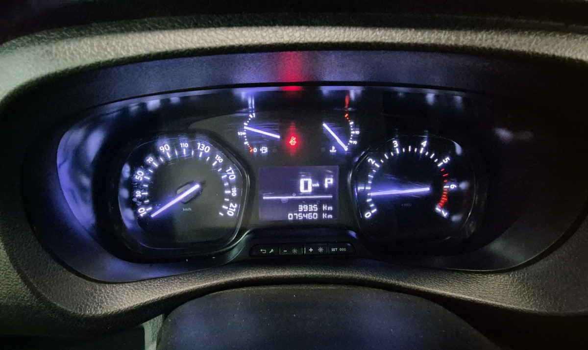 Peugeot Expert — 13
