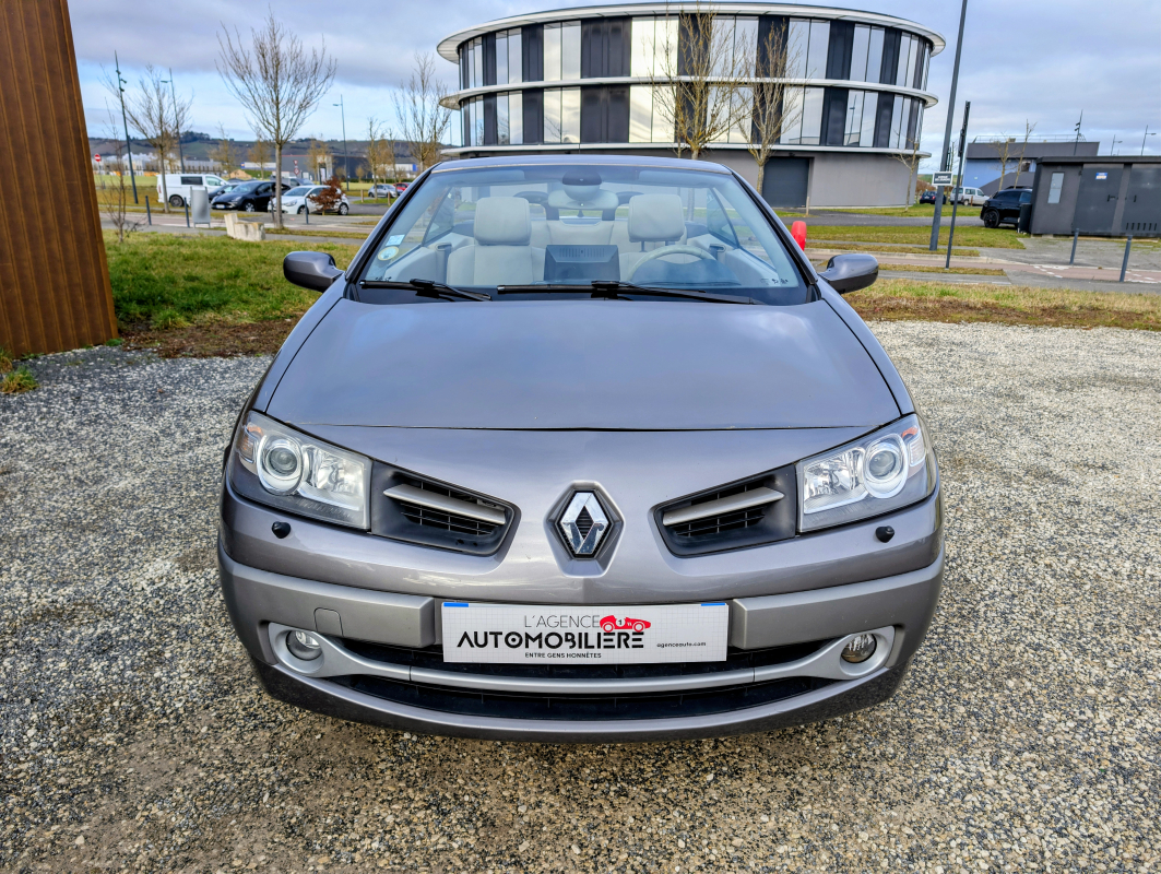 Renault Megane — 9