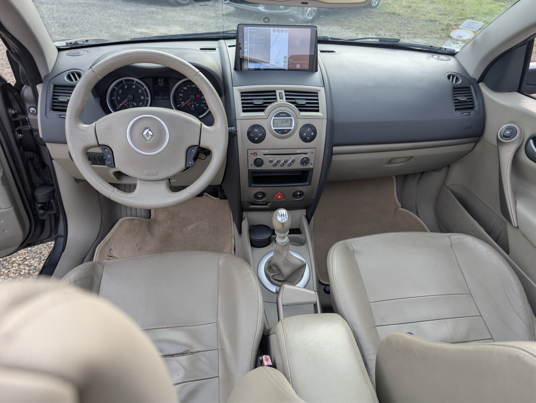 Renault Megane — 11