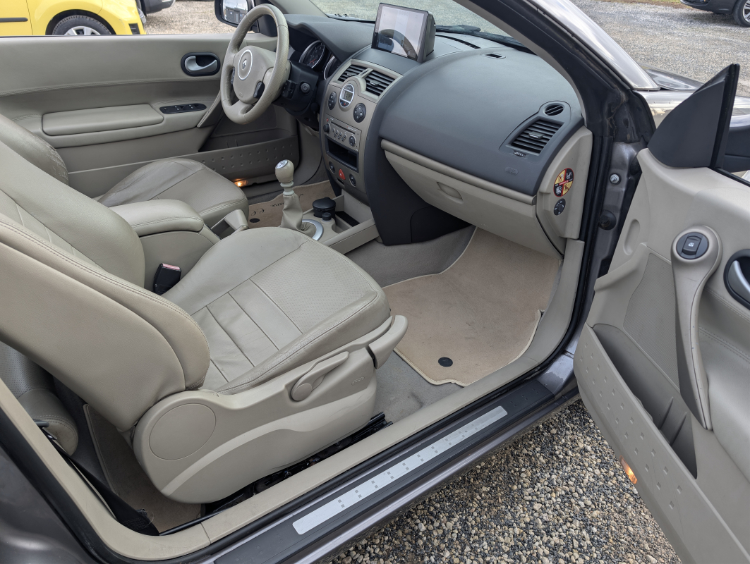 Renault Megane — 15