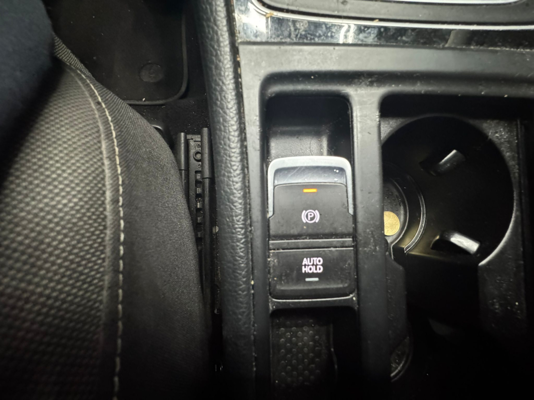 Volkswagen Golf — 26