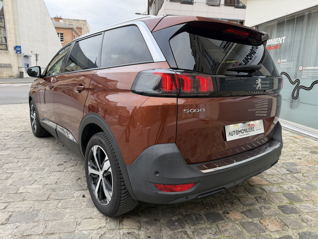 Peugeot 5008 — 7