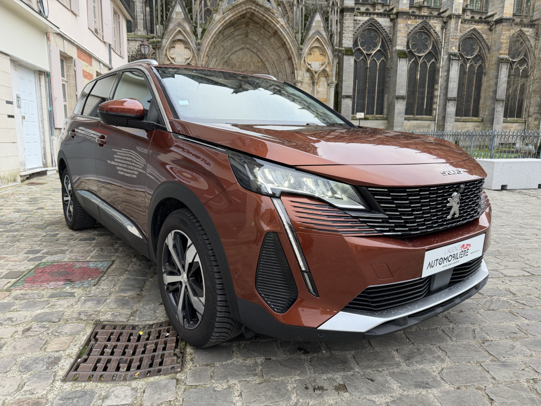 Peugeot 5008 — 3
