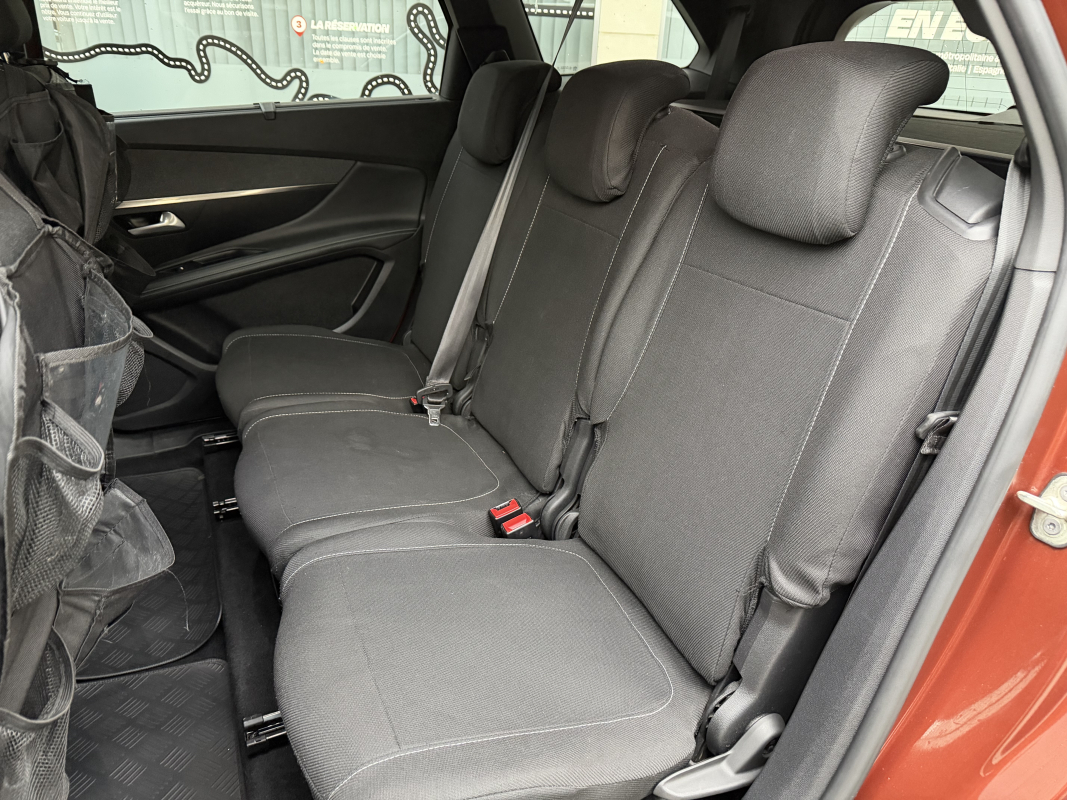 Peugeot 5008 — 14