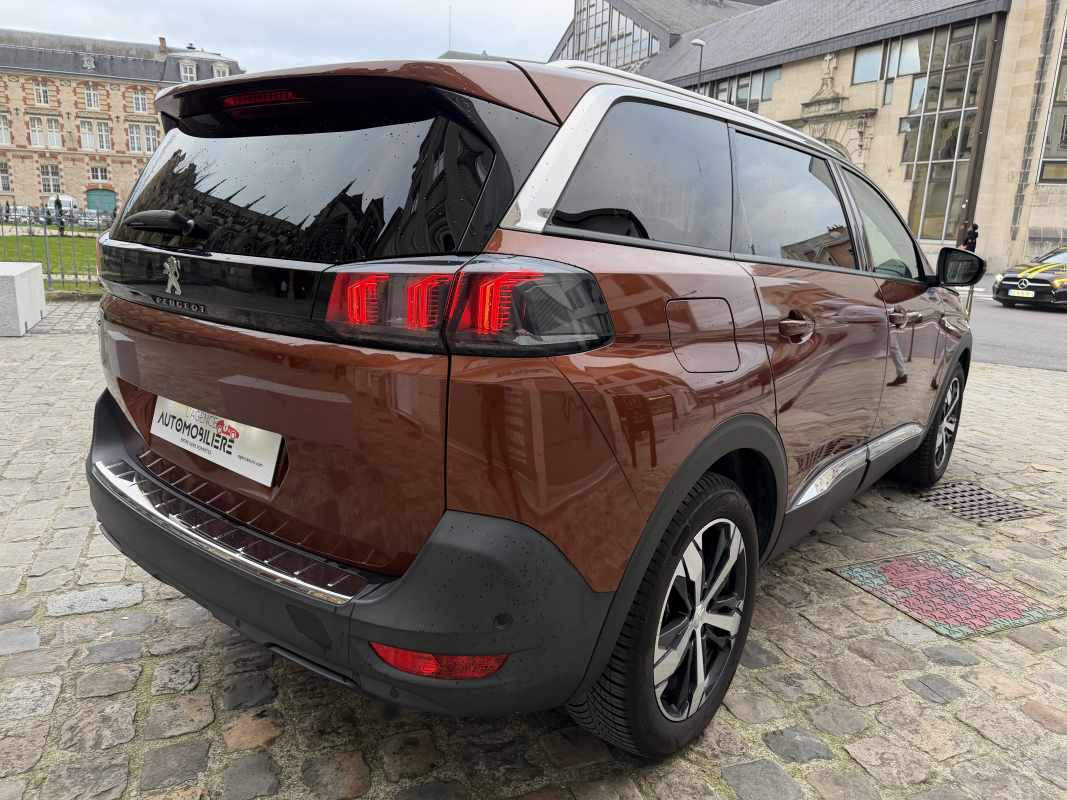 Peugeot 5008 — 5
