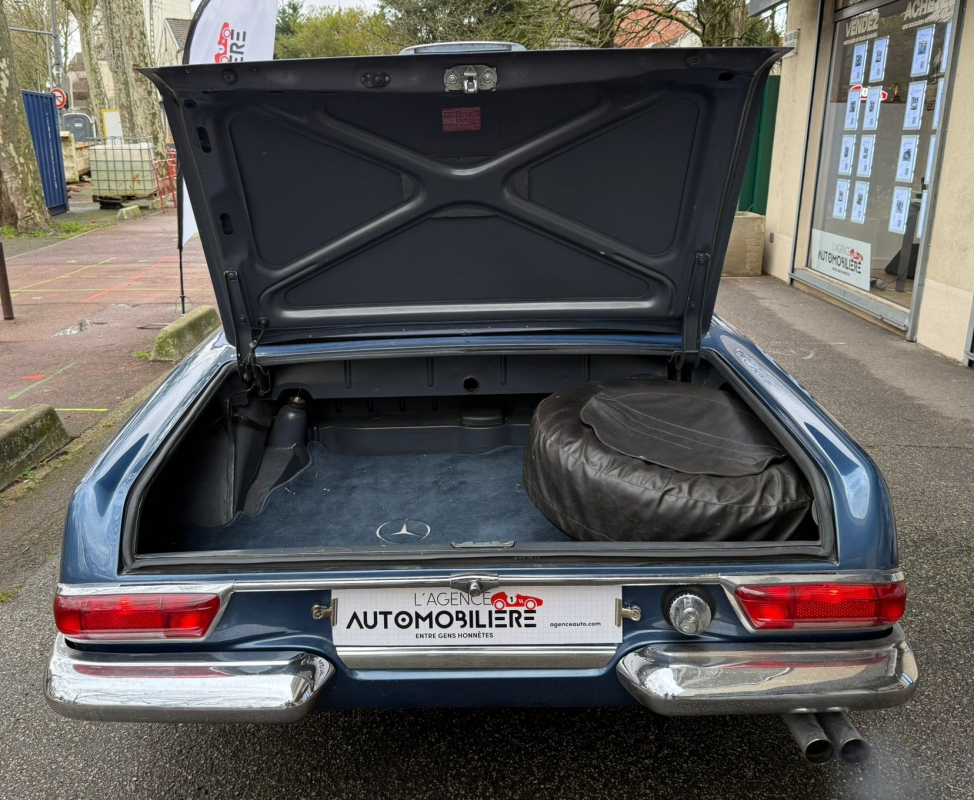 Mercedes 230 SL — 20